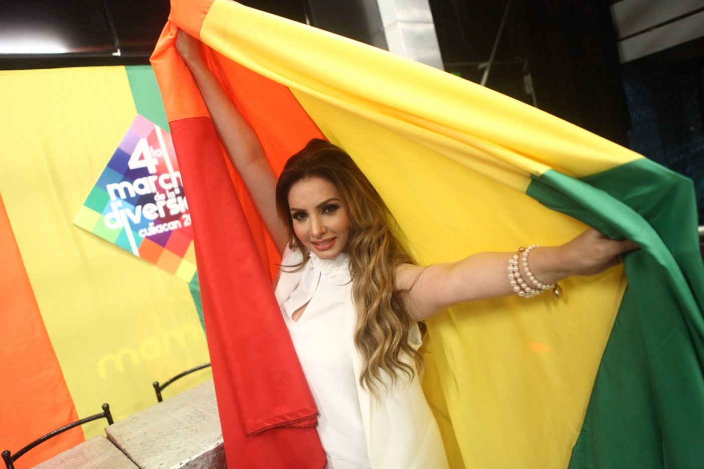 Paty Navidad mexicanos famosos que son falsos aliados LGBT+