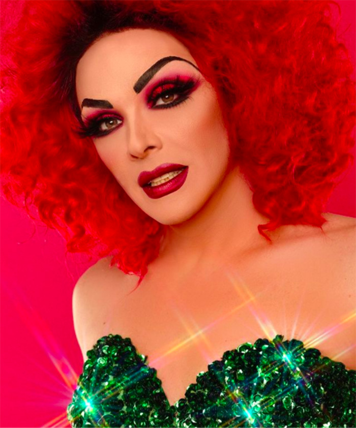 Supremme Lux conductora Drag Race