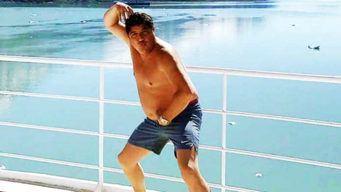 Tekmol candidato pide voto a través de Grindr