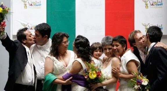Primeras bodas gay y lésbicas en DMX