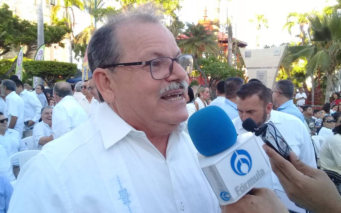 Alejandro Higuera Osuna crucero gay