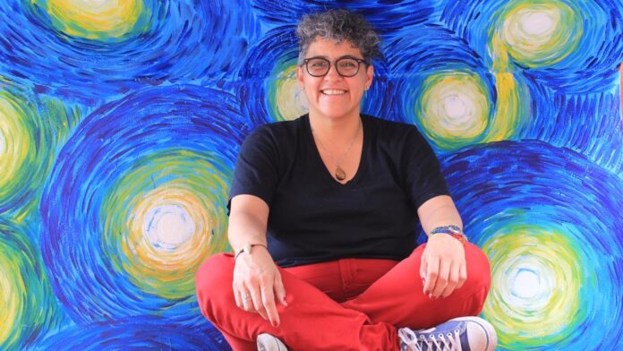 Elizabeth Castillo imparte el taller de sexo oral para hombres heterosexuales