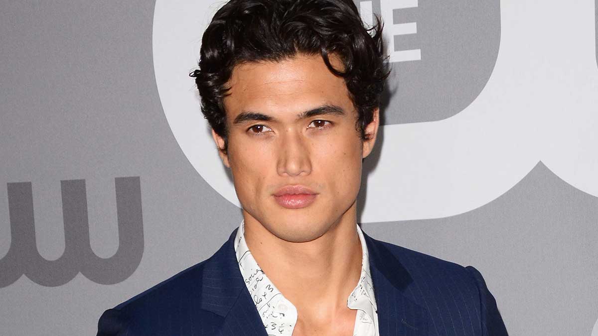 actores hot Riverdale Charles Melton