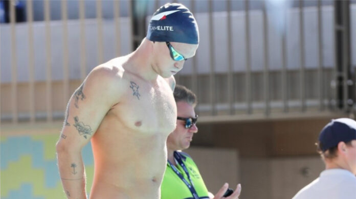 Cody simpson poca ropa sexy natación