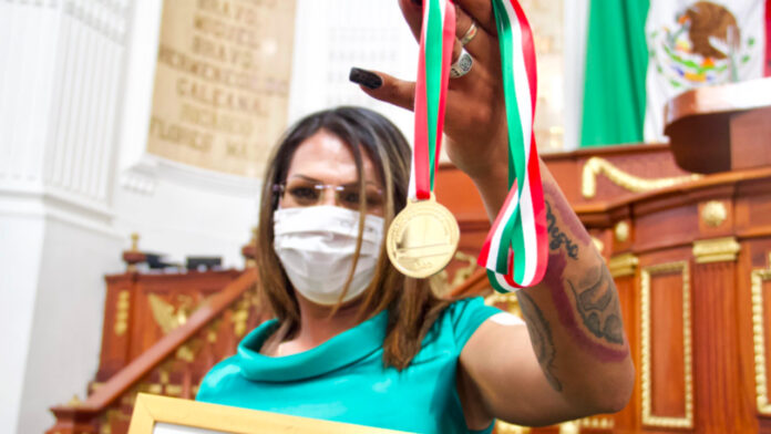 kenya cuevas medalla justicia congreso cdmx