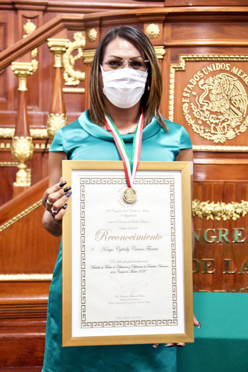 kenya cuevas medalla congreso