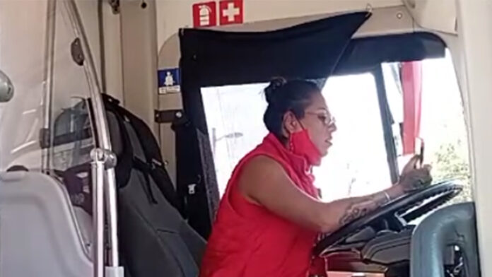 kenya cuevas metrobus proesta cdmx