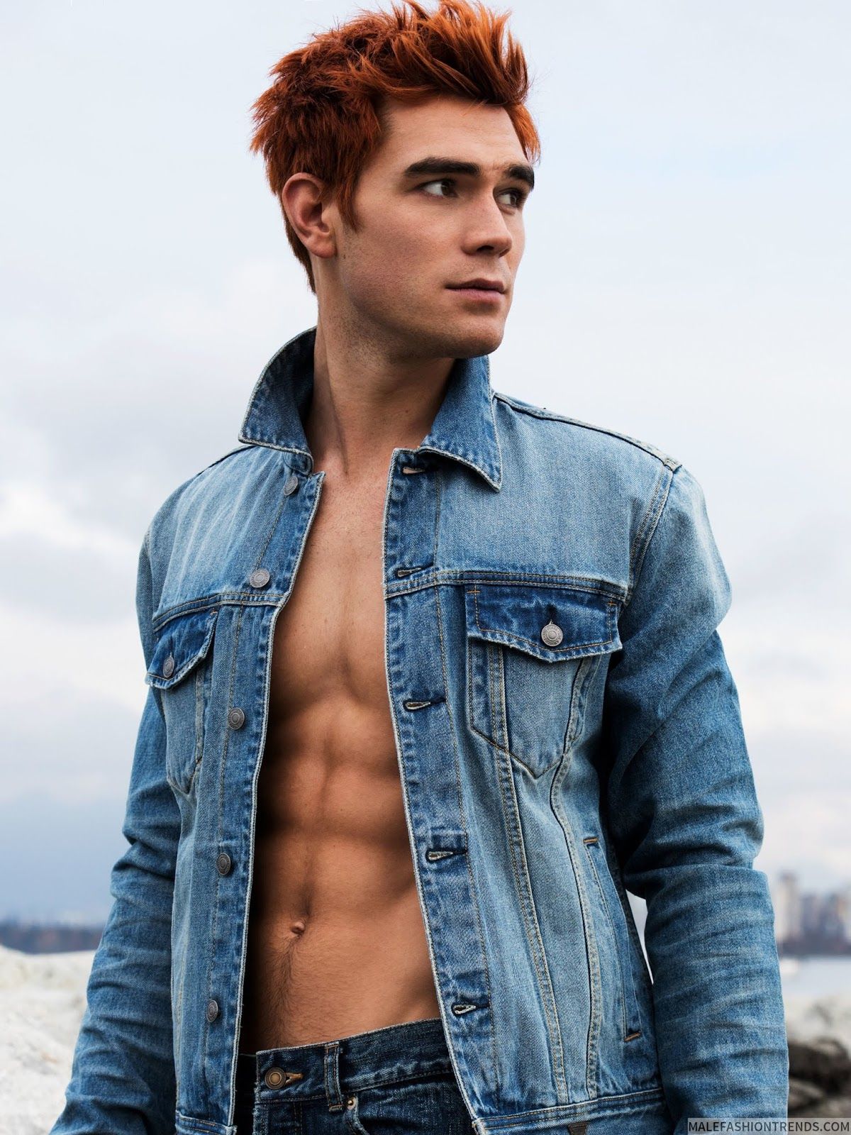 KJ Apa Riverdale