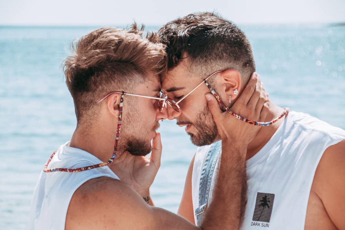 Allan Segura playa novio