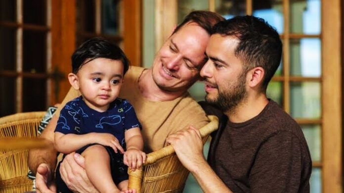 Guillermo Delgado papá gay mexicano