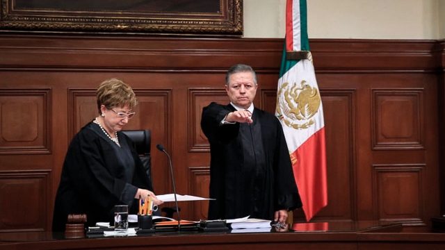 Arturo Zaldívar defiende derechos de personas trans