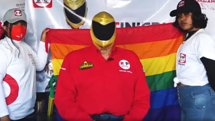 Candidato Tinieblas enmudece ante pregunta sobre derechos LGBT+