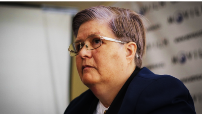 Sandra Pavez maestra discriminada por ser lesbiana