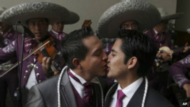 Boda LGBT+ en México