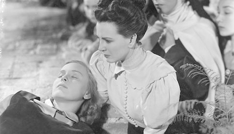 Muchachas de uniforme película lésbica 