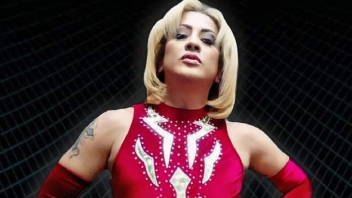 Pasión Kristal luchador gay