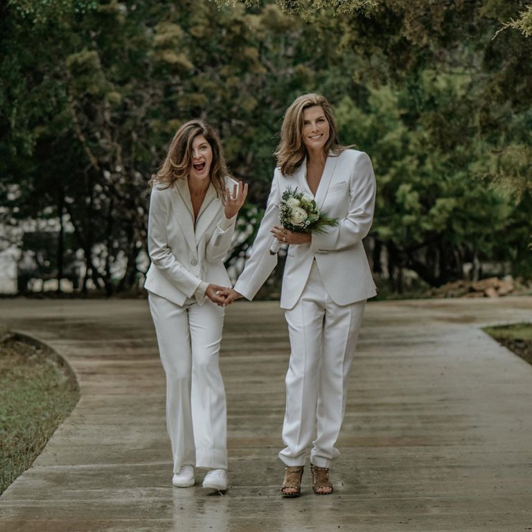 celebridades LGBT que se casaron en secreto Montserrat y Yaya