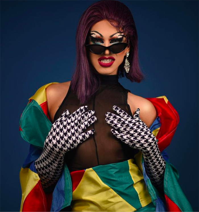 Ariah Fashionova toma mi dinerita