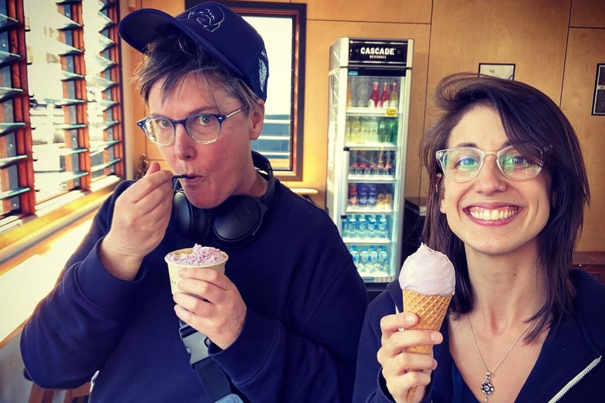Hannah Gadsby y su esposa