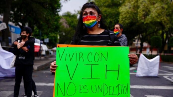 Temístocles Villanueva presentó iniciativa para eliminar el delito de peligro de contagio en CDMX