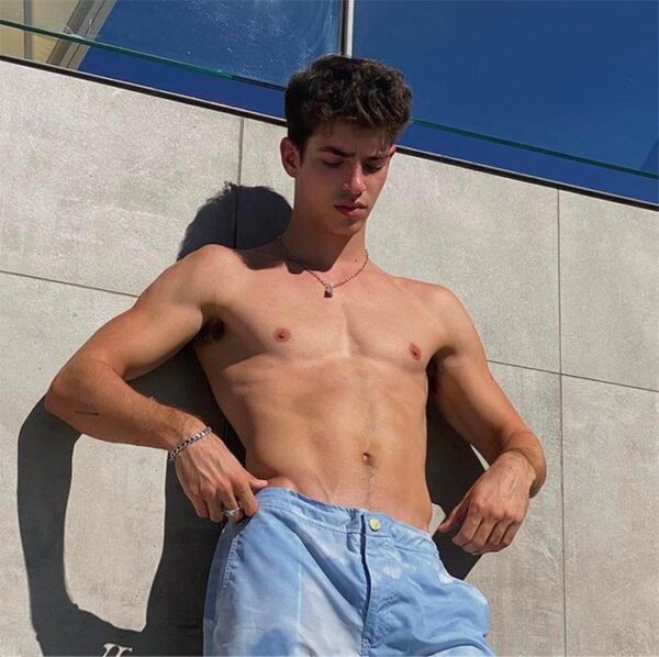 manu rios serie elite sin ropa