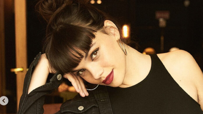 Martina Cariddi élite 4 mencía lesbiana