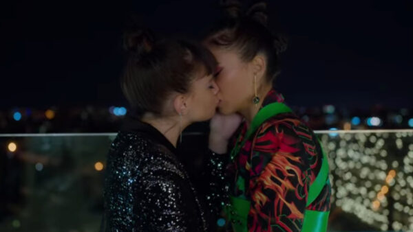 mencía rebeka élite 4 beso claudia salas martina cariddi