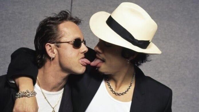 metallica besos lengua kirk hammett lars ulrich