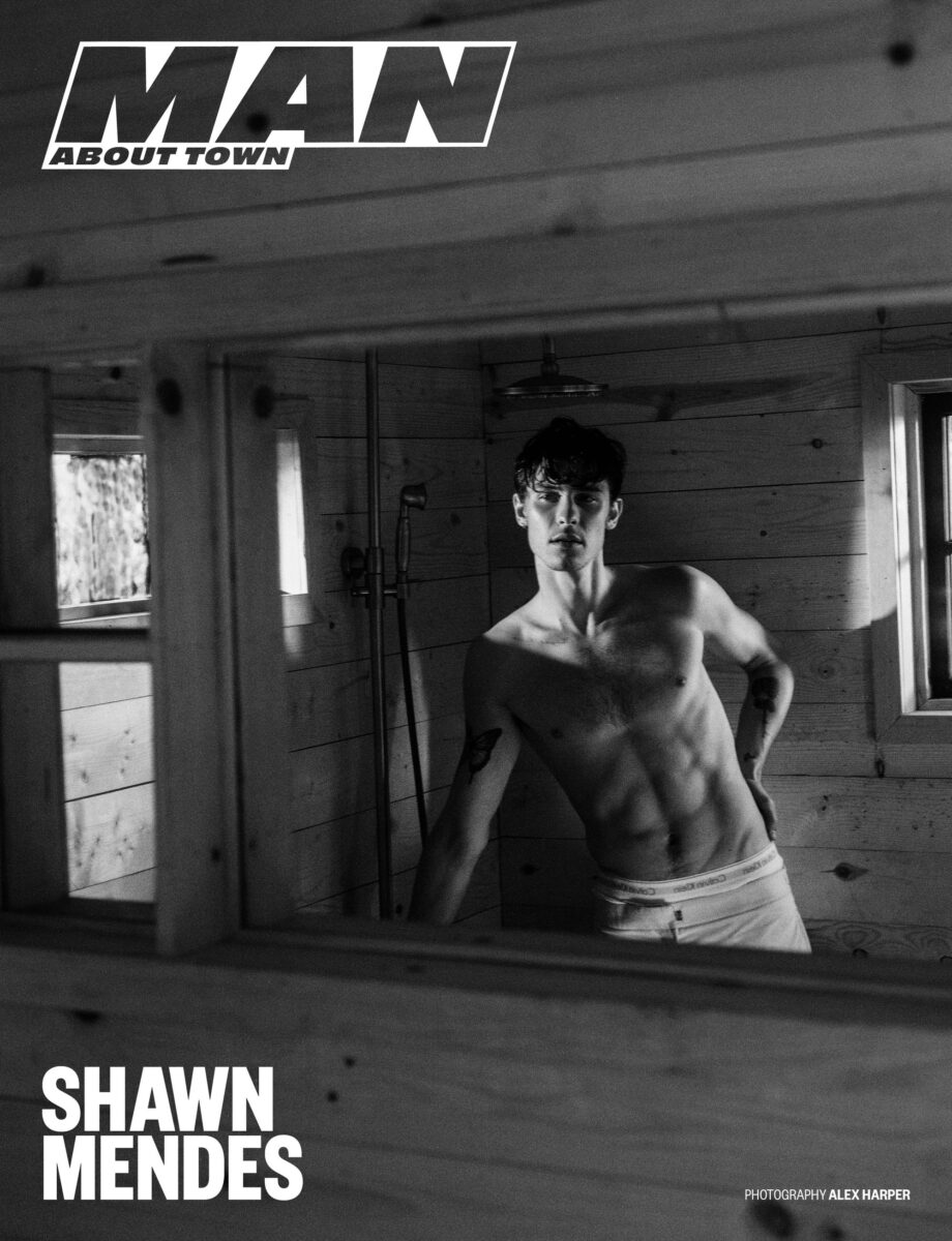 Shawn Mendes sin camisa