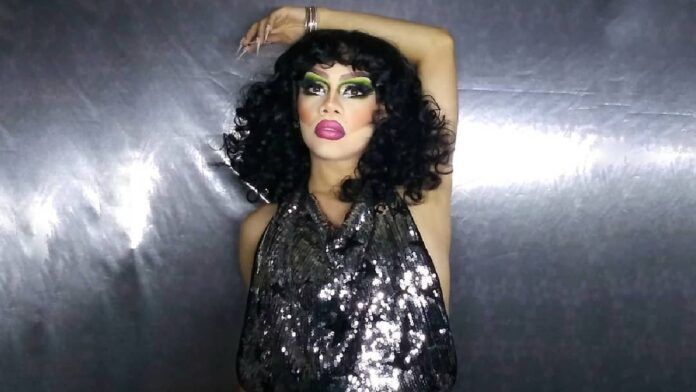 mamá de Starlight drag queen mexicana le manda mensaje