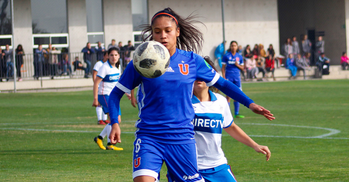 Futbolistas lesbianas chilenas