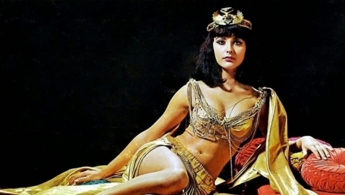 Cleopatra amante de Julio César