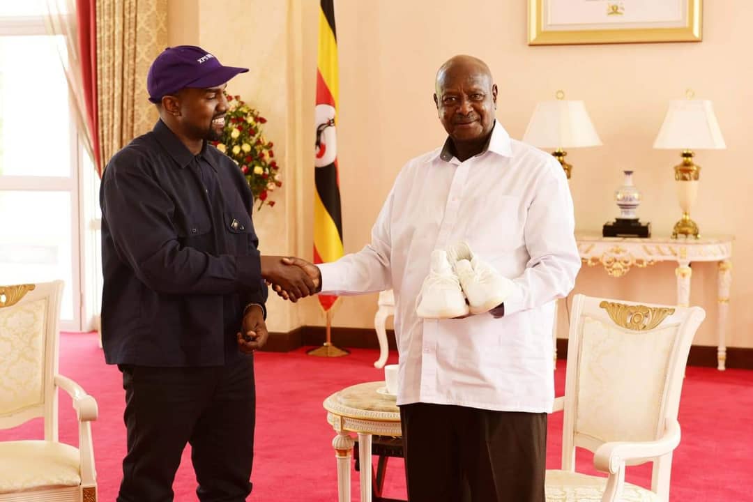 Yoweri Museveni Uganda homofóbico Kanye West