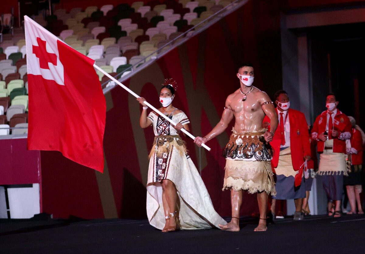abanderado Tonga Toki ceremonia apertura