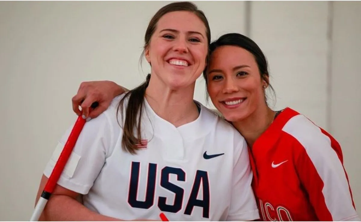 Amanda Chidester y Anissa Urtez 