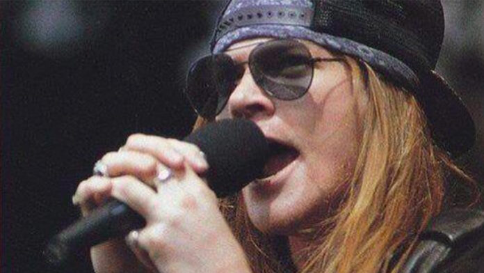 axl rose guns n roses cancion homofobica