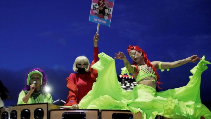 El mariconeo fue el baile utilizado para protestar contra la violencia en Colombia