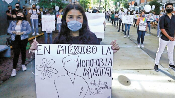 Leys homofóbicas que existen en México