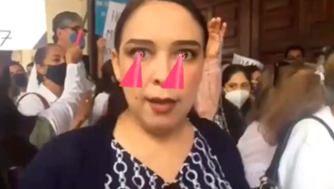 MUJER HOMOFOBICA EDIT MEME