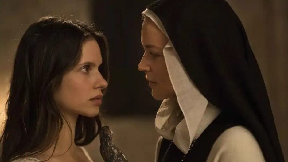La película Benedetta es sobre dos monjas lesbianas