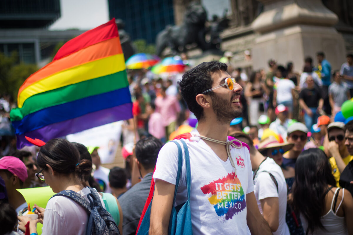 Alex Orué activista LGBT+