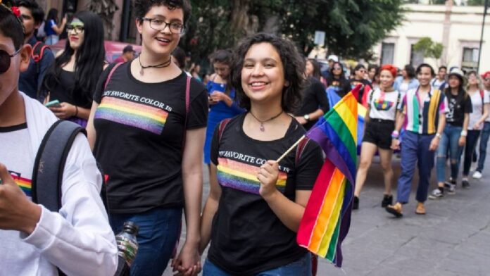 Zacatecas prohibe ecosig o terapias de conversión