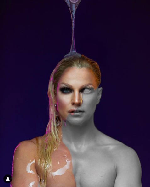 Foto de Courtney Act.