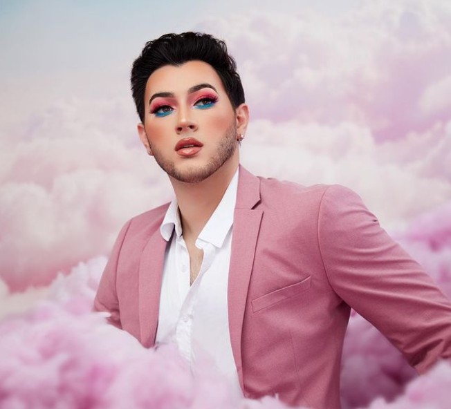 Manny Gutiérrez fotos y videos de chicos femboy