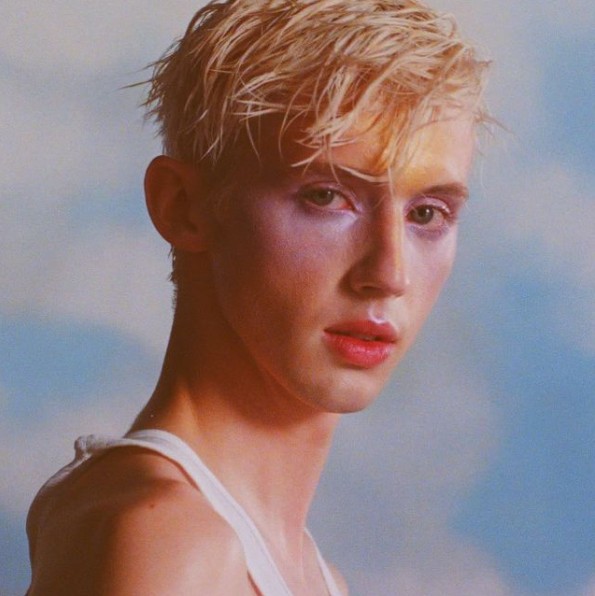 femboy fotos y videos troye sivan