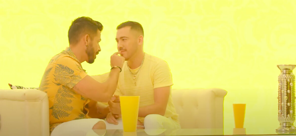 pareja gay video Banda El Recodo