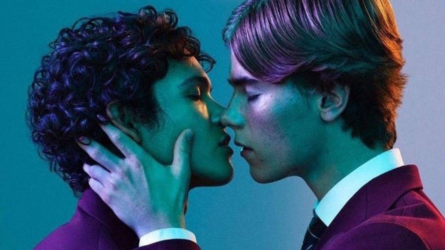 parejas gay series 2021 Young Royals