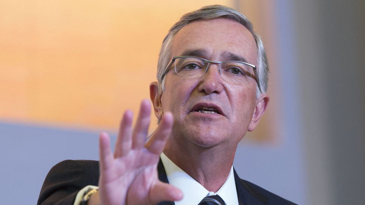 loquilla obsesionada Ricardo Salinas Pliego Simón Levy