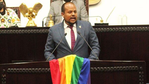 Insultan a diputado gay de Hidalgo por defender a comunidad LGBT+