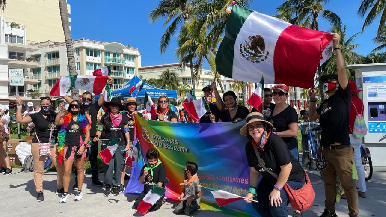 consulado-mexicano-miami-beach-pride Consulado de México asiste a festival LGBT+ Miami Beach Pride